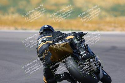 media/Apr-30-2023-CRA (Sun) [[020fcf5d43]]/Race 11-600 Expert Superbike/